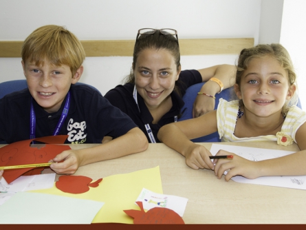 ESE, Пачевиль: Курсы английского языка для детей с родителями